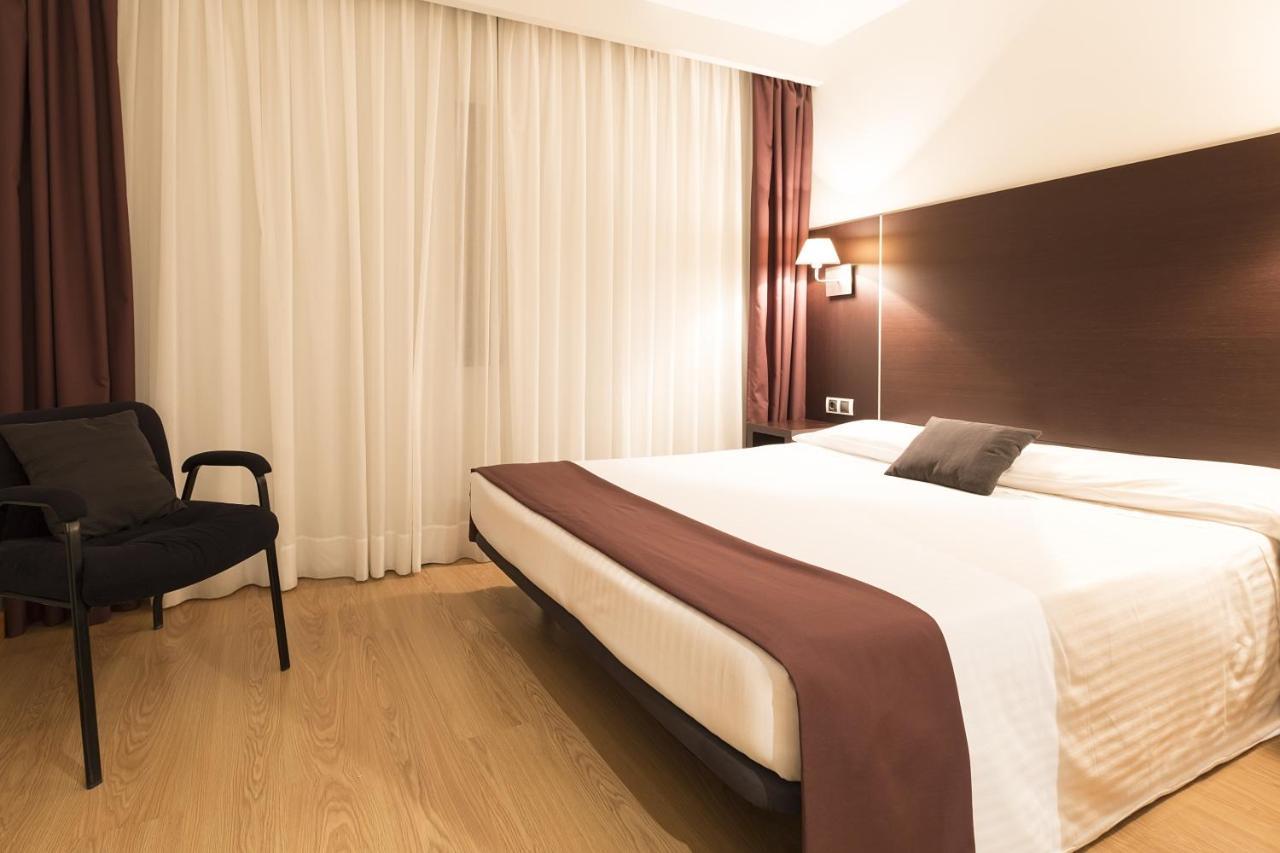 Hotel Plazaola Irurtzun Esterno foto