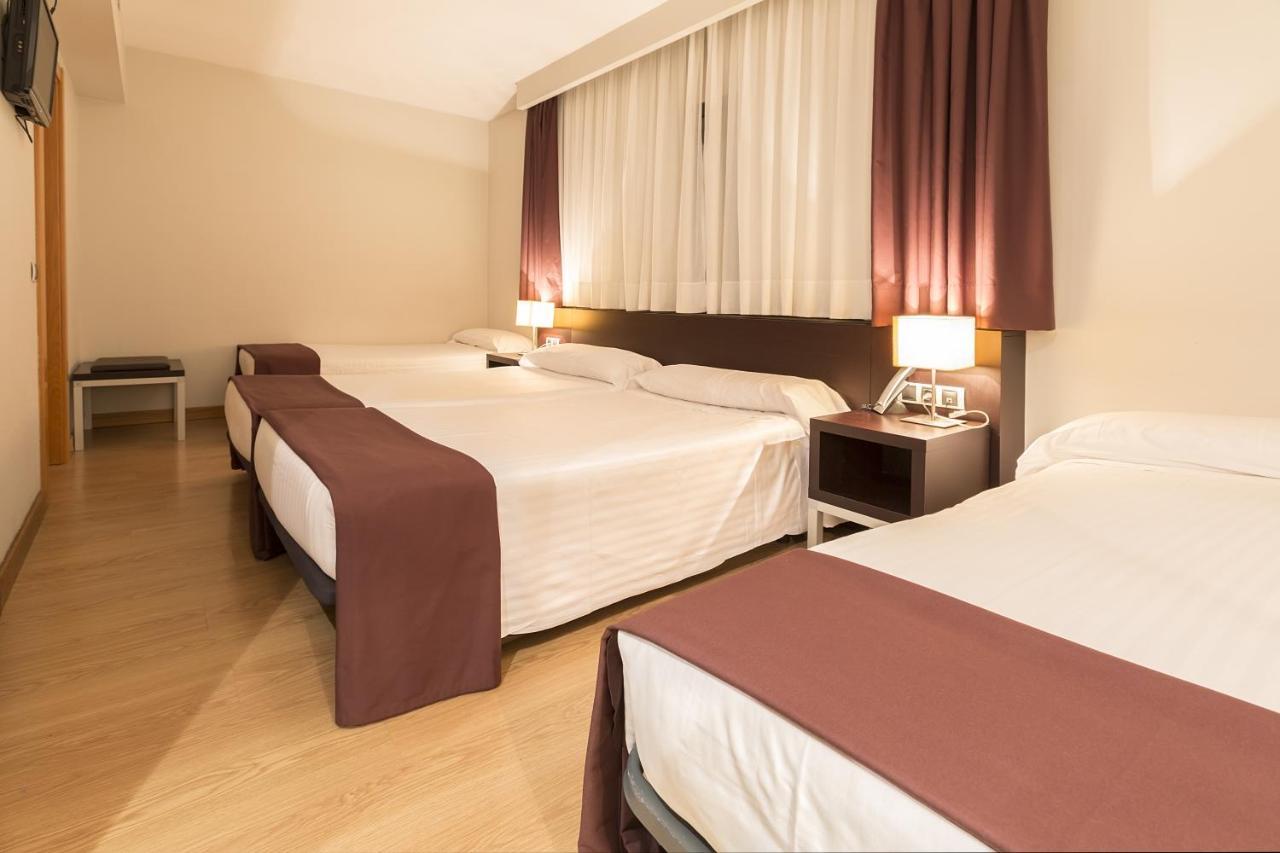 Hotel Plazaola Irurtzun Esterno foto
