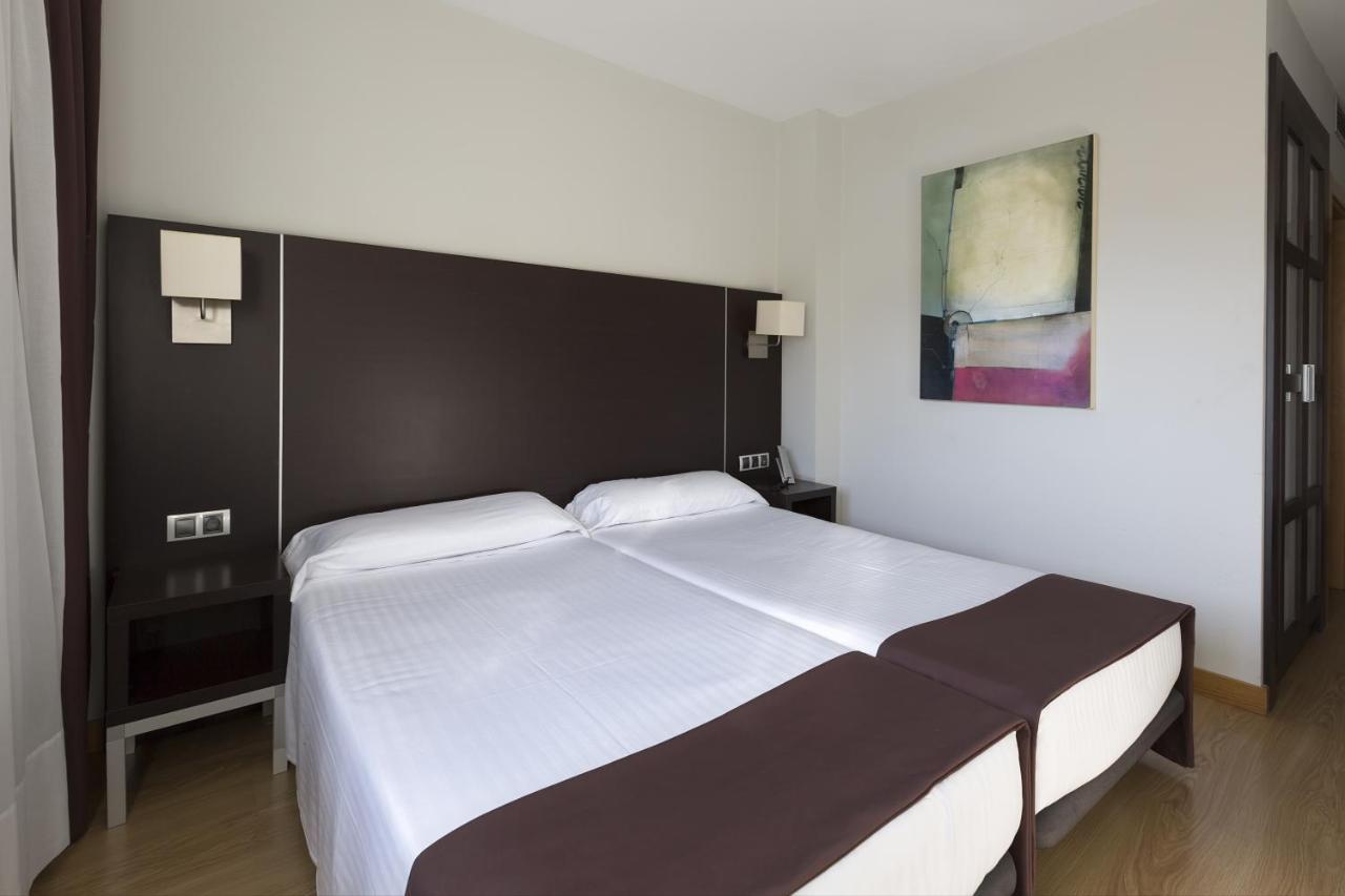 Hotel Plazaola Irurtzun Esterno foto