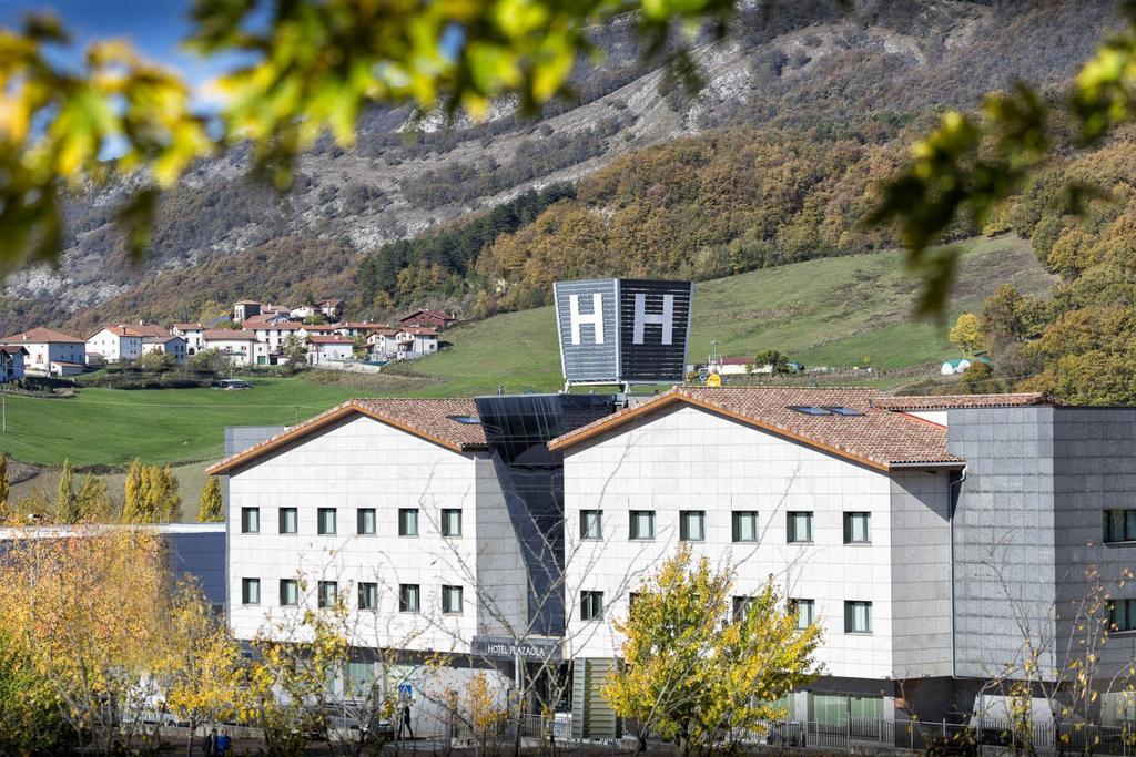 Hotel Plazaola Irurtzun Esterno foto